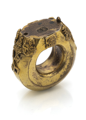 <b>A renaissnace gilded  pope ring</b>