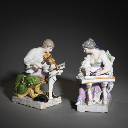 <b>A SPINET PLAYER AND A VIOLIN PLAYER</b>