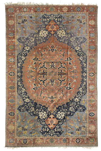 <b>A Balcani carpet with antiqü Ushak medaglion design</b>