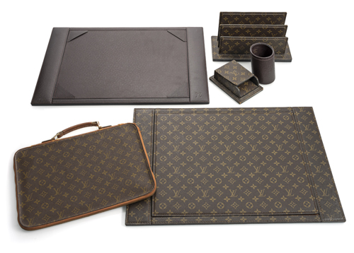 <b>Louis Vuitton Schreibtisch-Sets und Aktentasche</b>