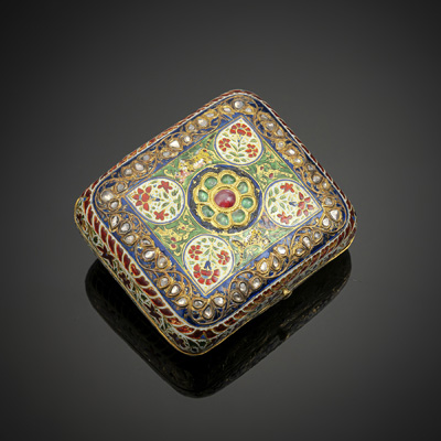 <b>Feine Deckeldose aus Gold mit Diamanten, Rubinen, Email und Smaragden im Moghul-Stil dekoriert</b>