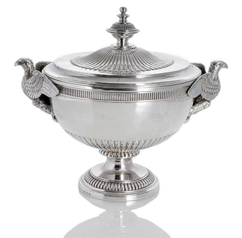 <b>A LARGE GEORGE III SILVER TUREEN AND COVER</b>