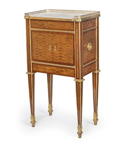 <b>AN IMPORTANT LOUIS XVI ORMOLU MOUNTED AMARANTH AND SYCEMORE FRUITWOOD AND PARQUETRY TABLE DE CHEVET</b>