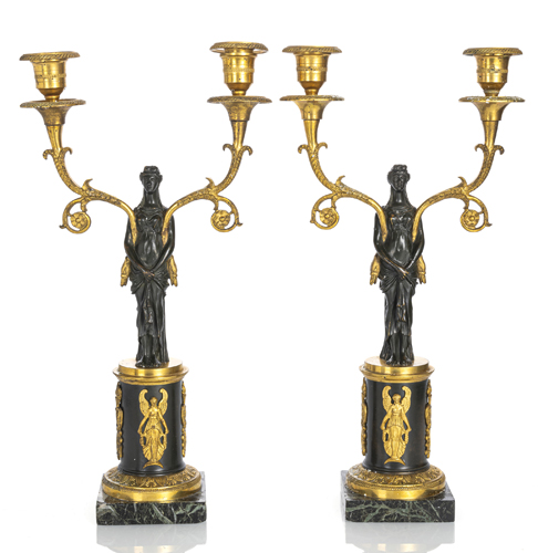 <b>Paar Empire-Kerzenleuchter mit Frauenfiguren im antiken Stil</b>