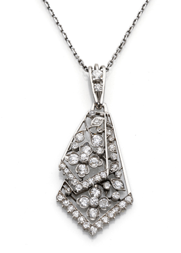 <b>an art deco diamond pendant with chain</b>
