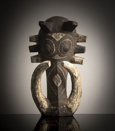<b>A zoomorphic wood mask</b> <b>A zoomorphic wood mask</b>